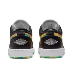 Basket Nike Air Jordan 1 Low SE Junior -Pegashoes Shop basket nike air jordan 1 low se junior 4