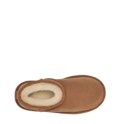 Boots UGG Classic Ultra Mini Junior 12 Boots UGG Classic Ultra Mini Junior -Pegashoes Shop boots ugg classic ultra mini junior 4