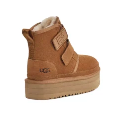 Boots UGG K-NEUMEL PLATEFORM Enfant -Pegashoes Shop boots ugg k neumel plateform enfant 5
