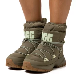 Botte Deckers YOSE PUFFER MID -Pegashoes Shop botte deckers yose puffer mid 4